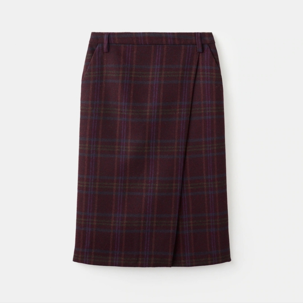 NWT Elegant Burgundy Checkered Skirt